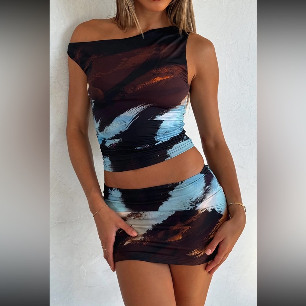 Abstract Print Sleeveless Top and Skirt Set